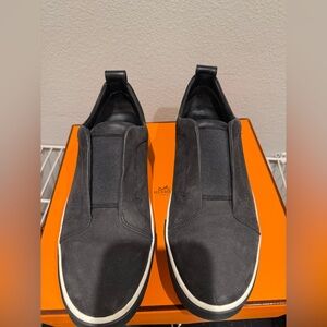 Vince suede business casual sneakers. Slip ons, 10.5. Excellent condition.